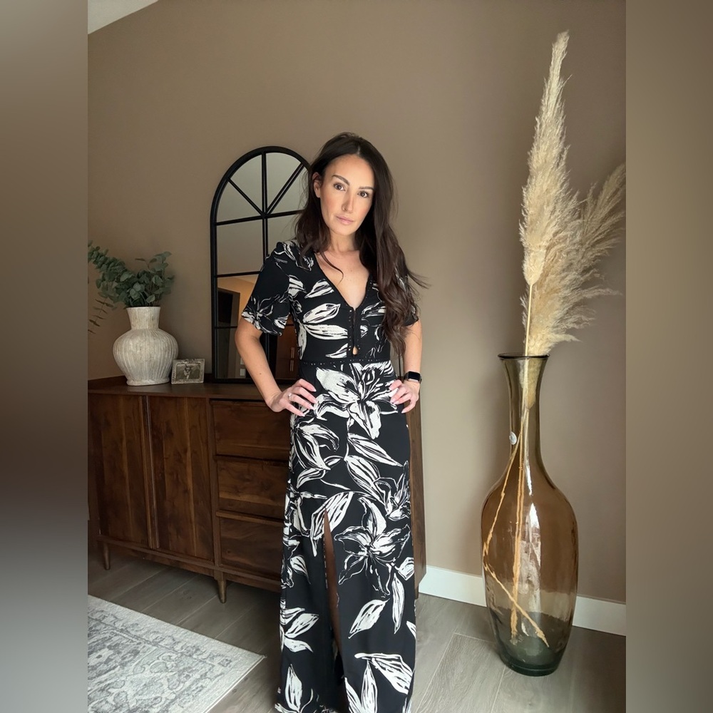 Amuse Society Black Floral Maxi Dress Button Front Slit XS